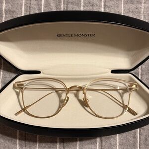 Gentle Monster Alio X C1